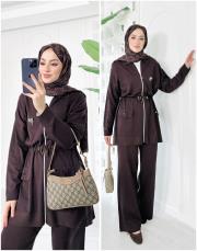 mayla bel büzgülü broşlu merserize triko takım kahve